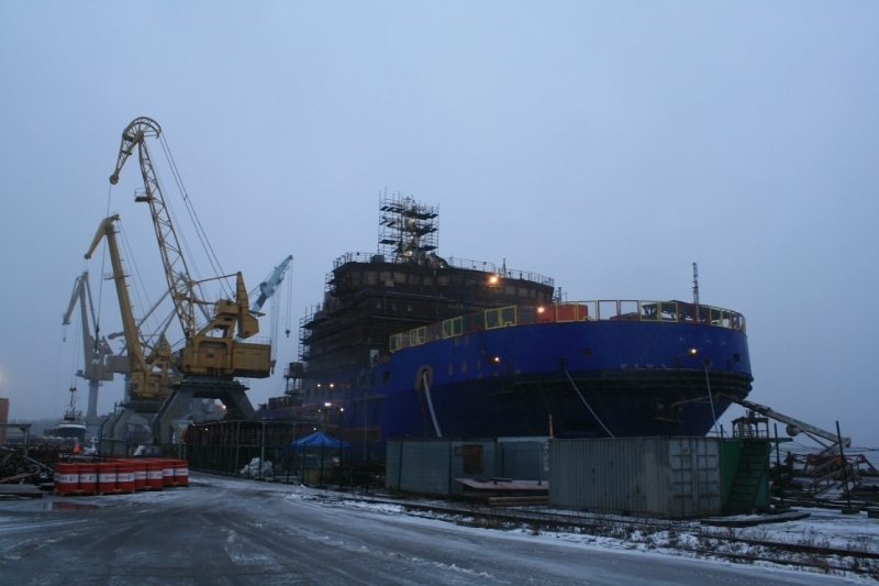 Vyborg Shipyard starts mooring trials of icebreaker Vladivostok