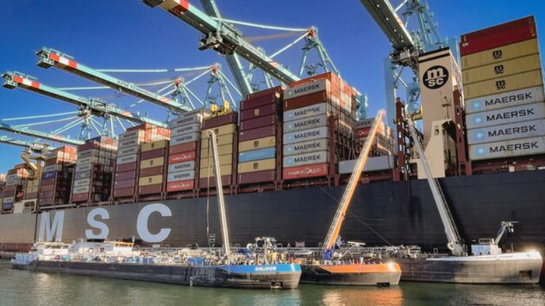Rotterdam bunker volumes slump 25% in Q1 2026